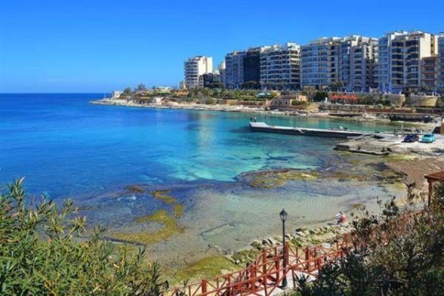 Modern 1Br Maisonette Steps From The Promenade Sliema Buitenkant foto
